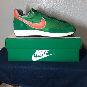 NIKE AIR TAILWIND QS HH size 9